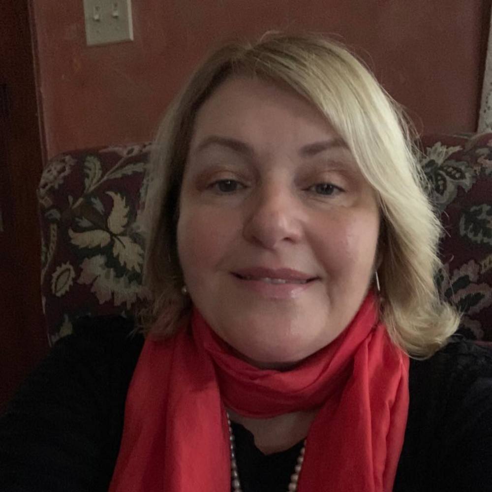 Meet your Posher, Cecilia